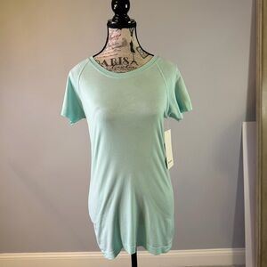 Lululemon NWT Swiftly Tech ShortSleeve 2.0 ideal mint color 8